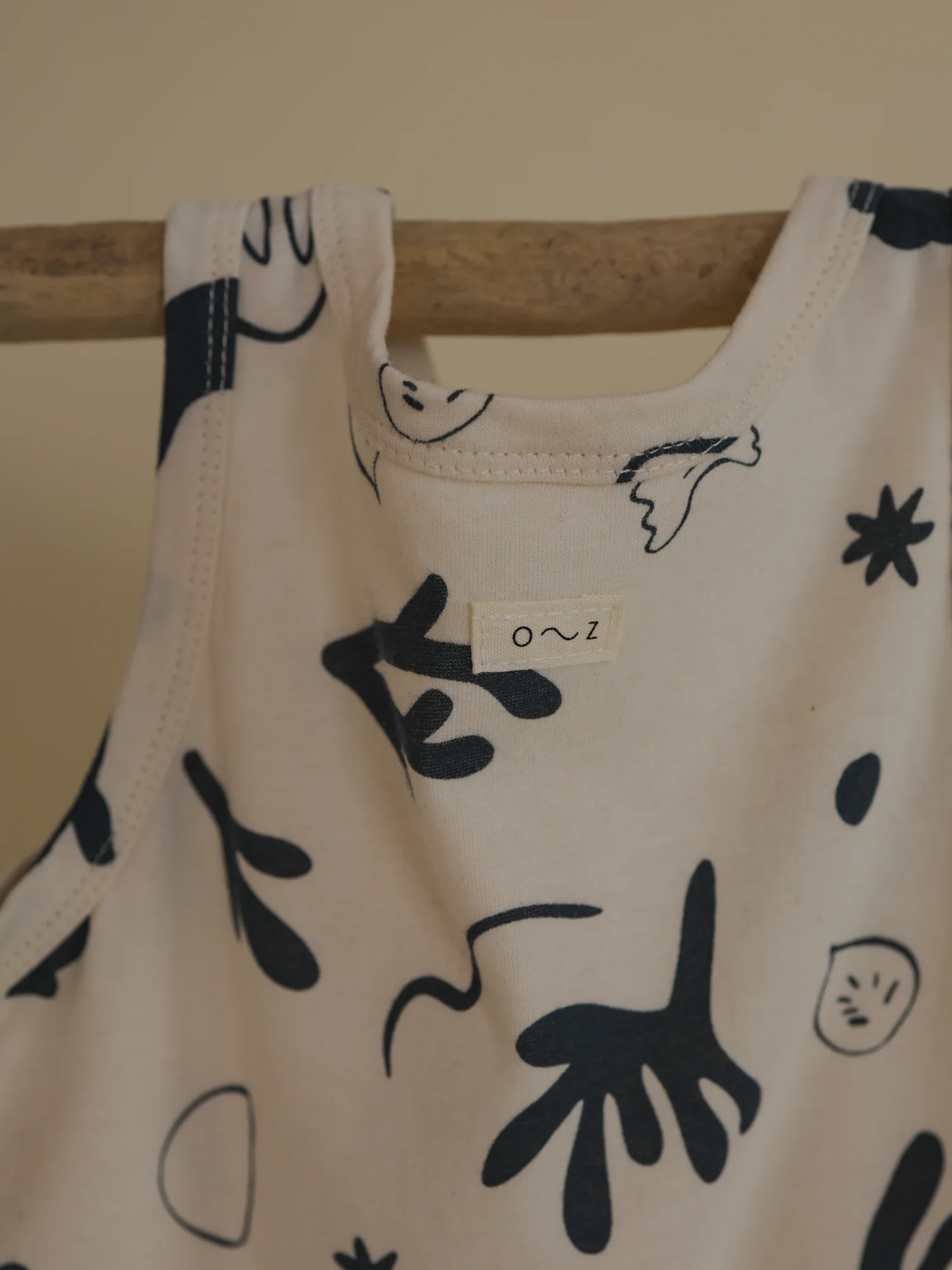 Capri Undyed Cotton Vest - Image 7