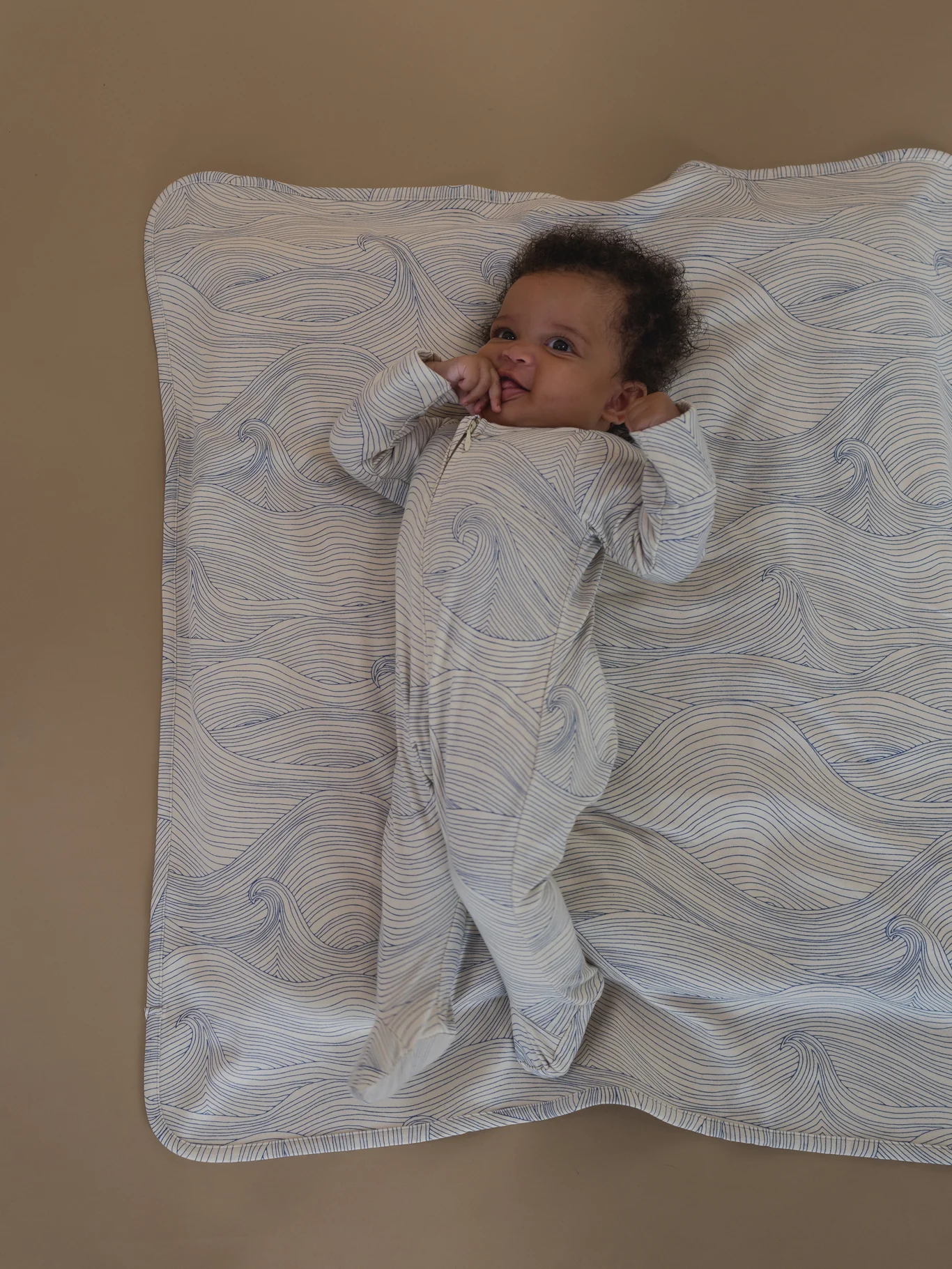Seascape Zip Sleepsuit - Image 5