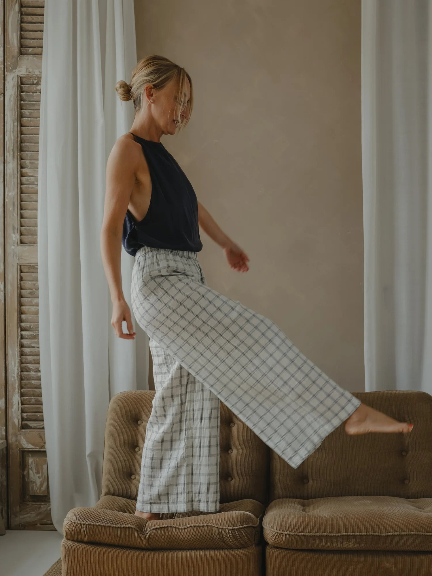 Women's Navy Window Check Wide Leg Pants - Image 5